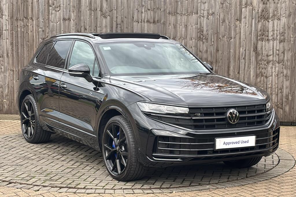 Main listing image - Volkswagen Touareg
