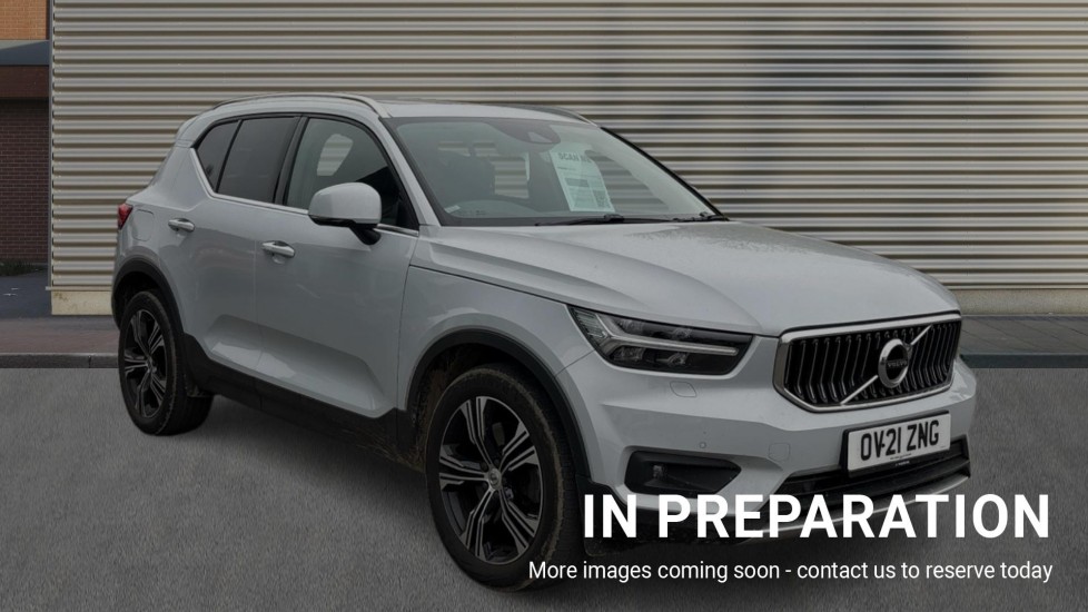 Main listing image - Volvo XC40 Recharge