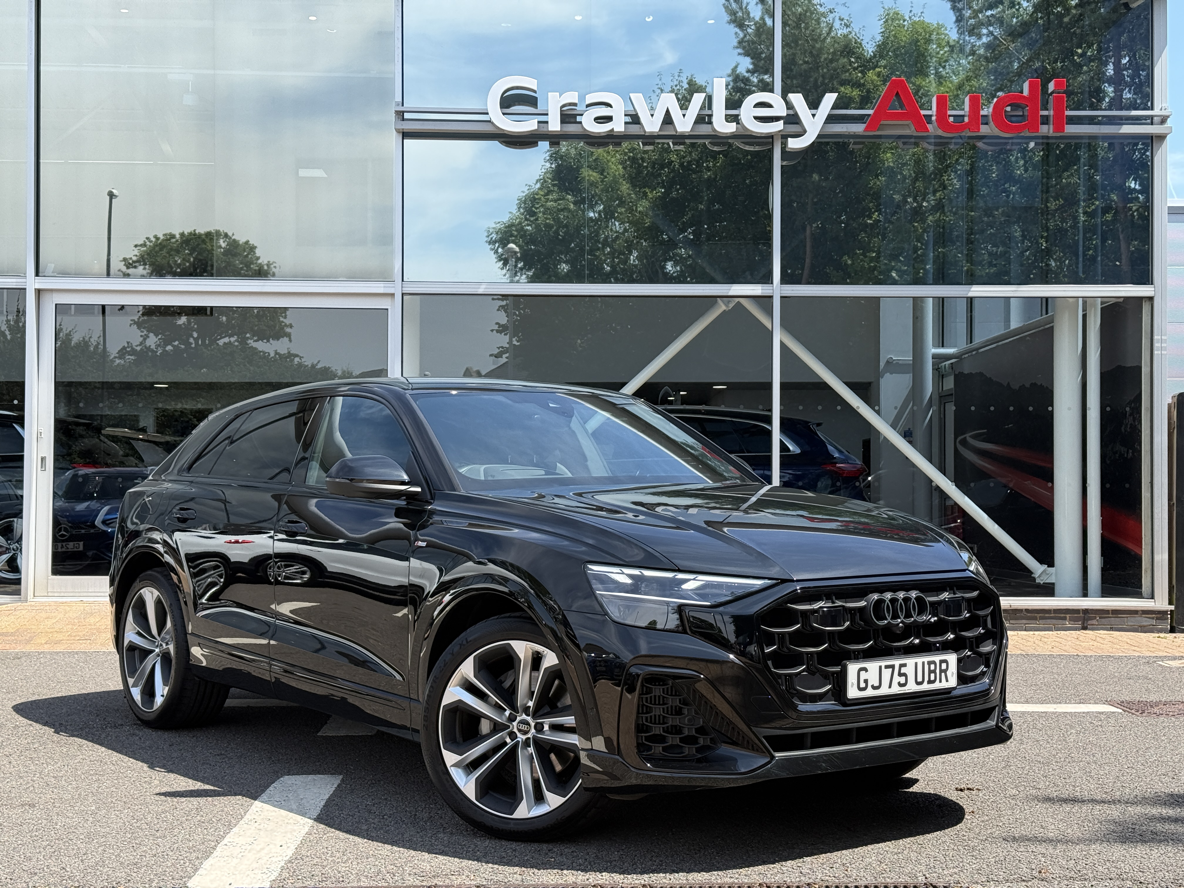 Main listing image - Audi Q8