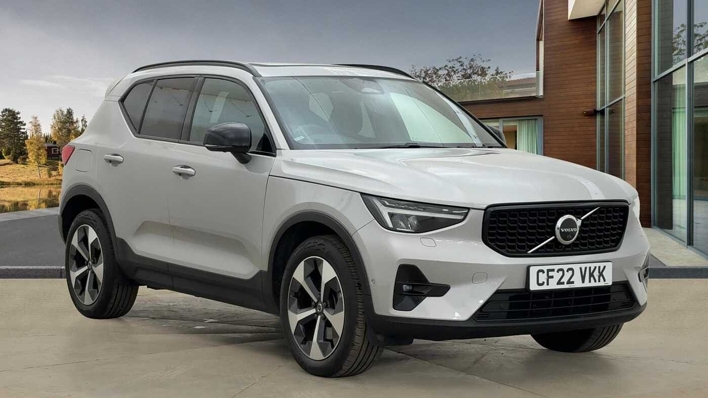 Main listing image - Volvo XC40