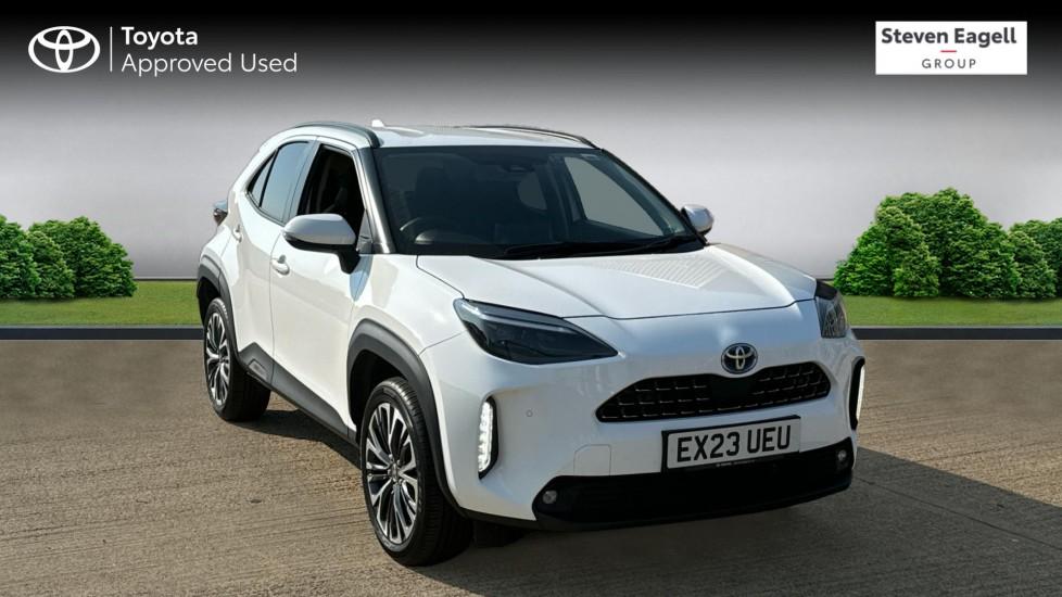 Main listing image - Toyota Yaris Cross