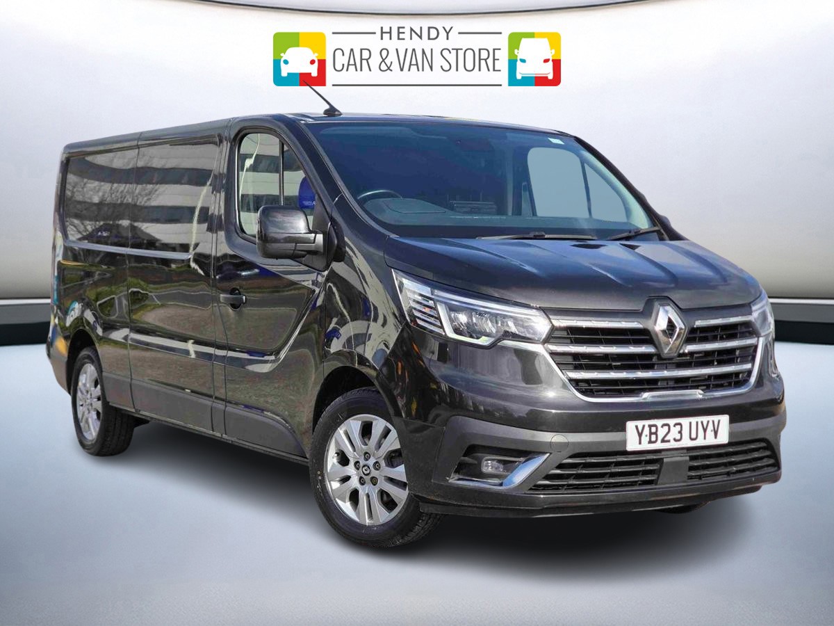 Main listing image - Renault Trafic