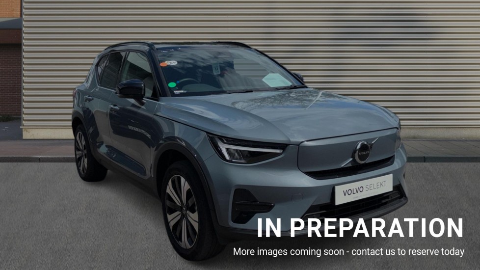 Main listing image - Volvo XC40 Recharge