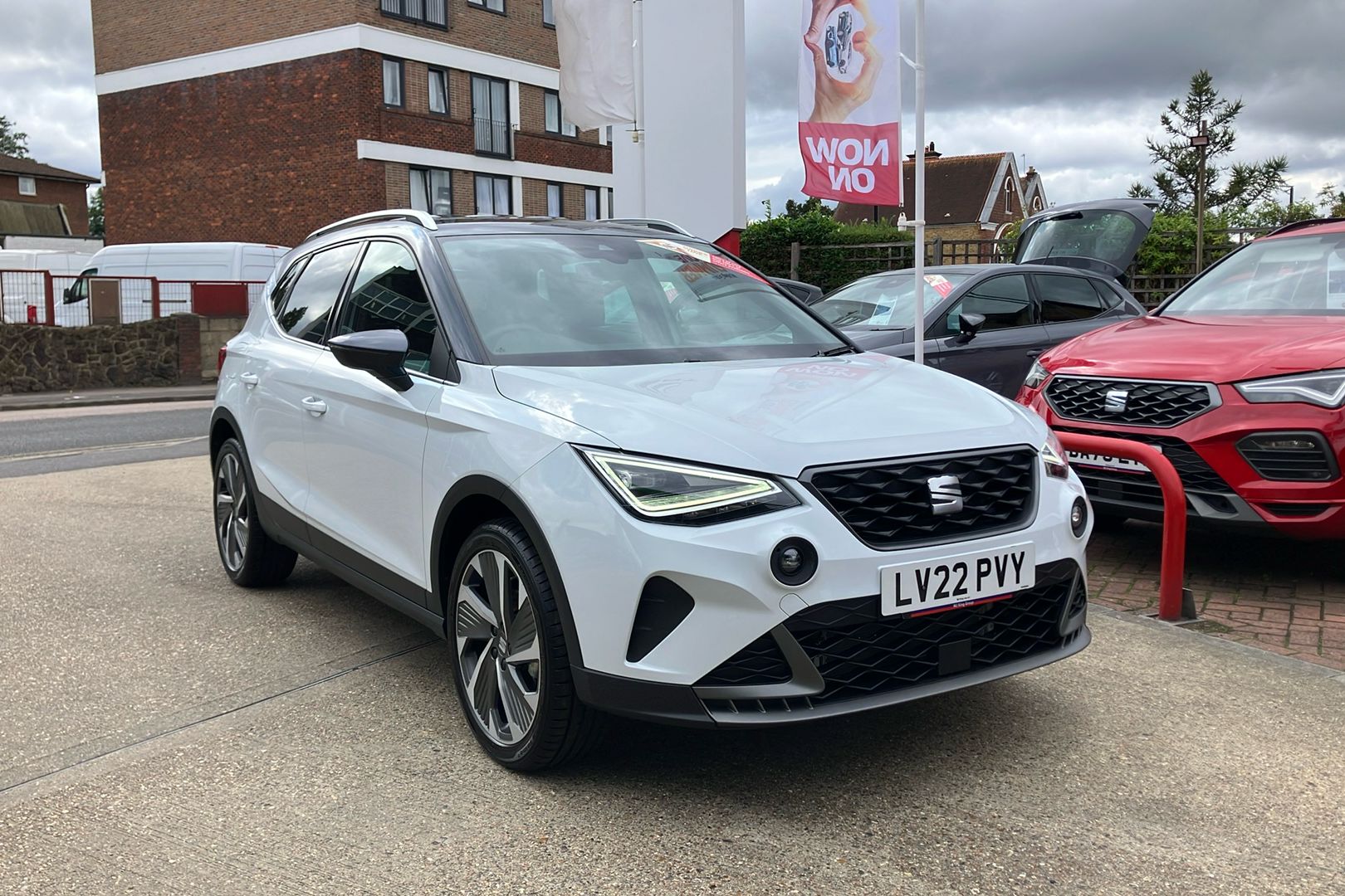 Main listing image - SEAT Arona