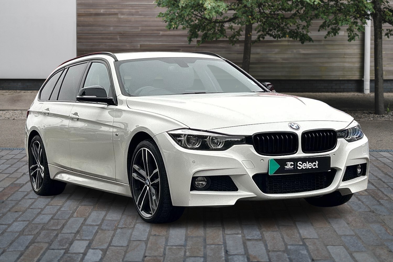 Main listing image - BMW 3 Series Touring