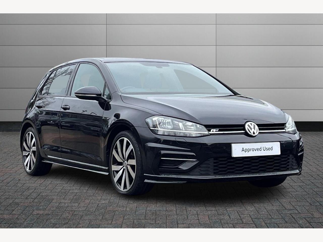 Main listing image - Volkswagen Golf