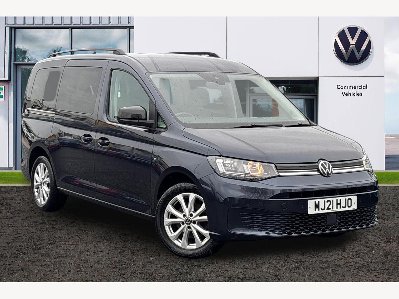 Main listing image - Volkswagen Caddy Maxi Life
