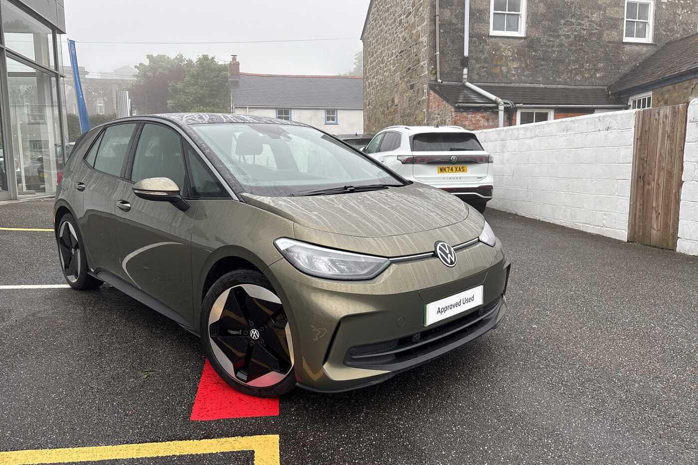 Main listing image - Volkswagen ID.3