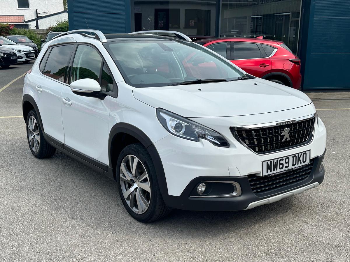 Main listing image - Peugeot 2008