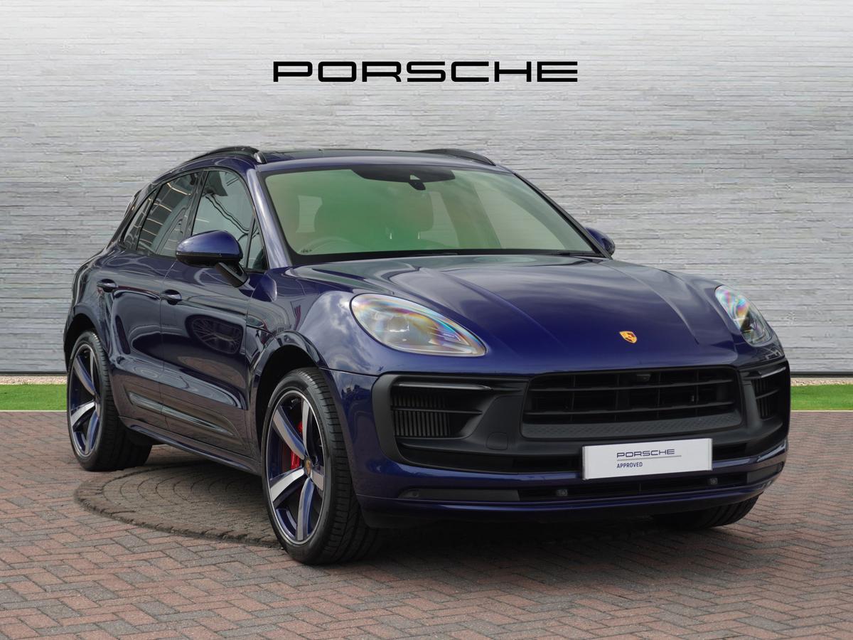 Main listing image - Porsche Macan