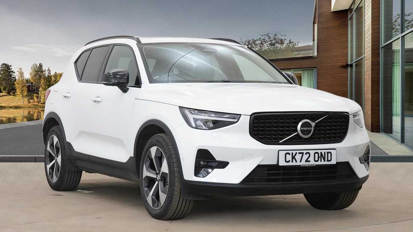 Main listing image - Volvo XC40