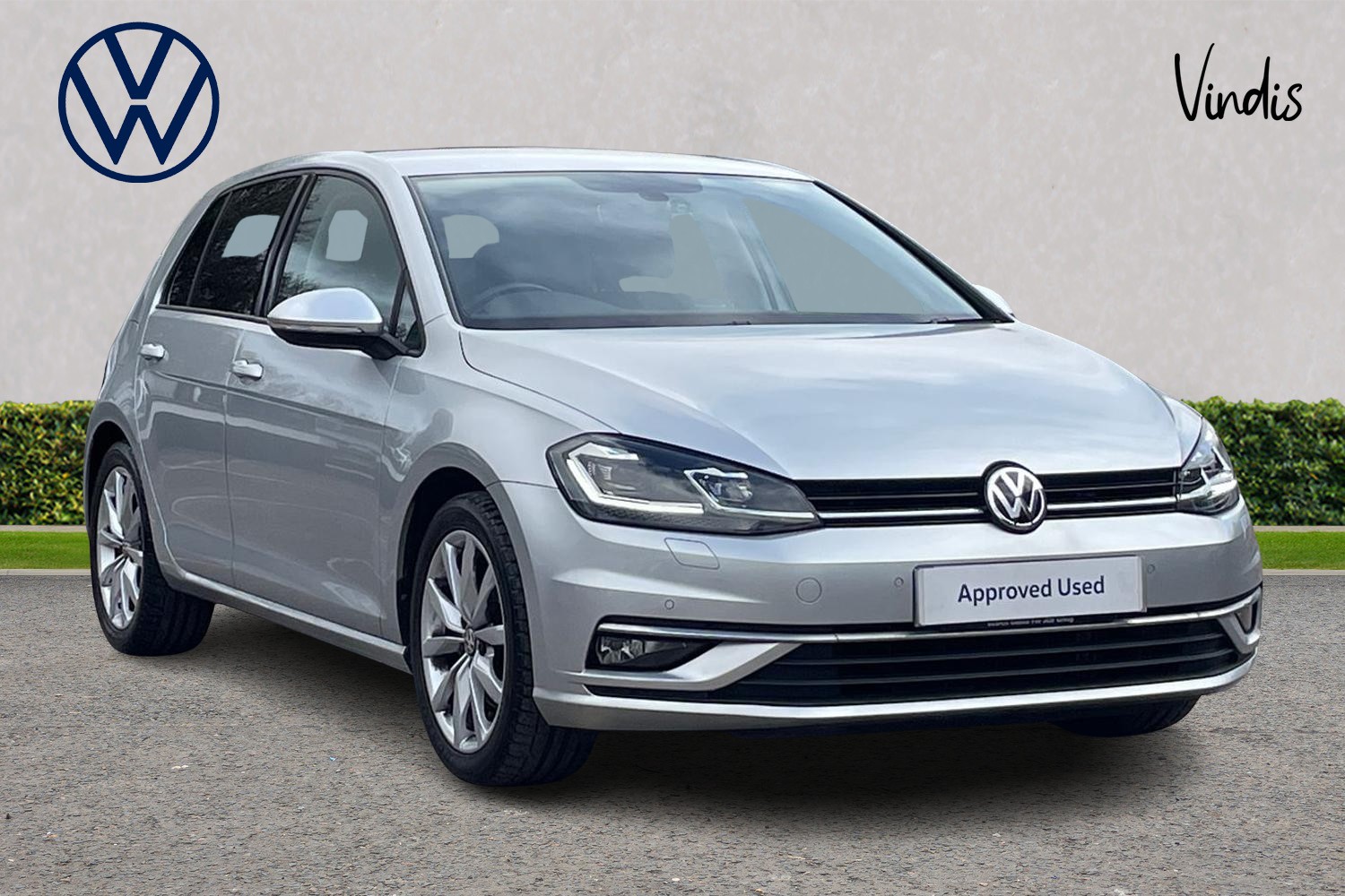 Main listing image - Volkswagen Golf