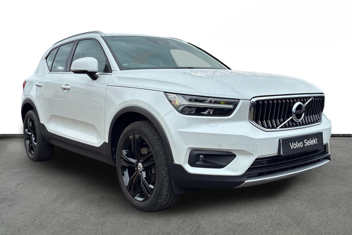 Main listing image - Volvo XC40