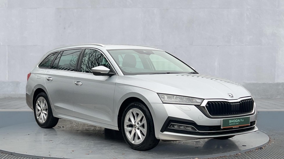 Main listing image - Skoda Octavia Estate