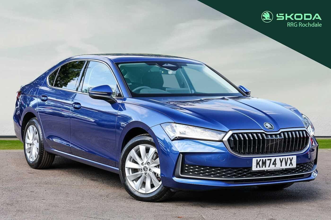 Main listing image - Skoda Superb