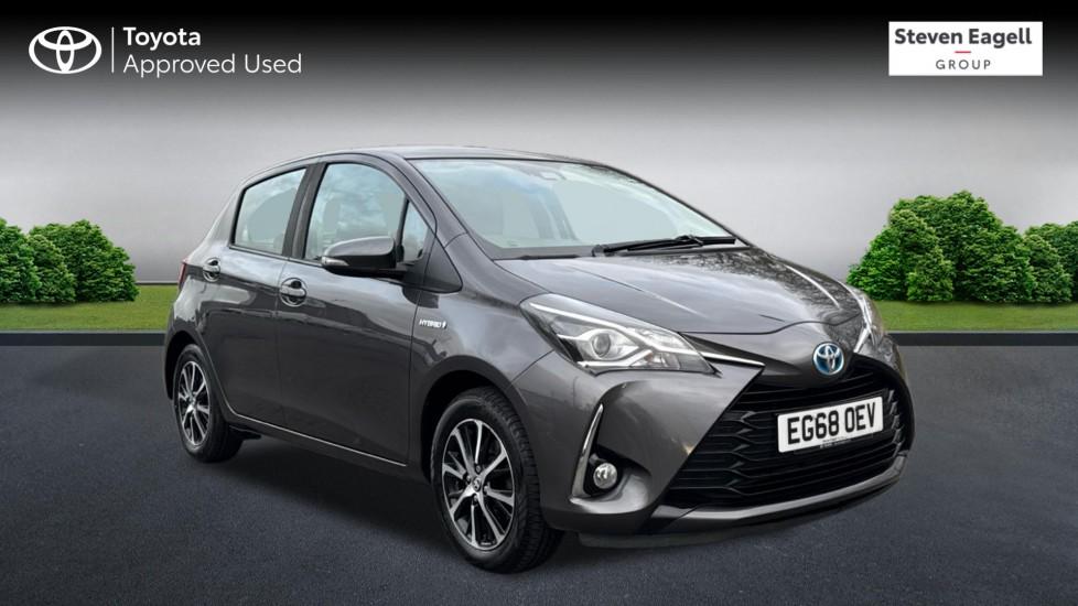 Main listing image - Toyota Yaris