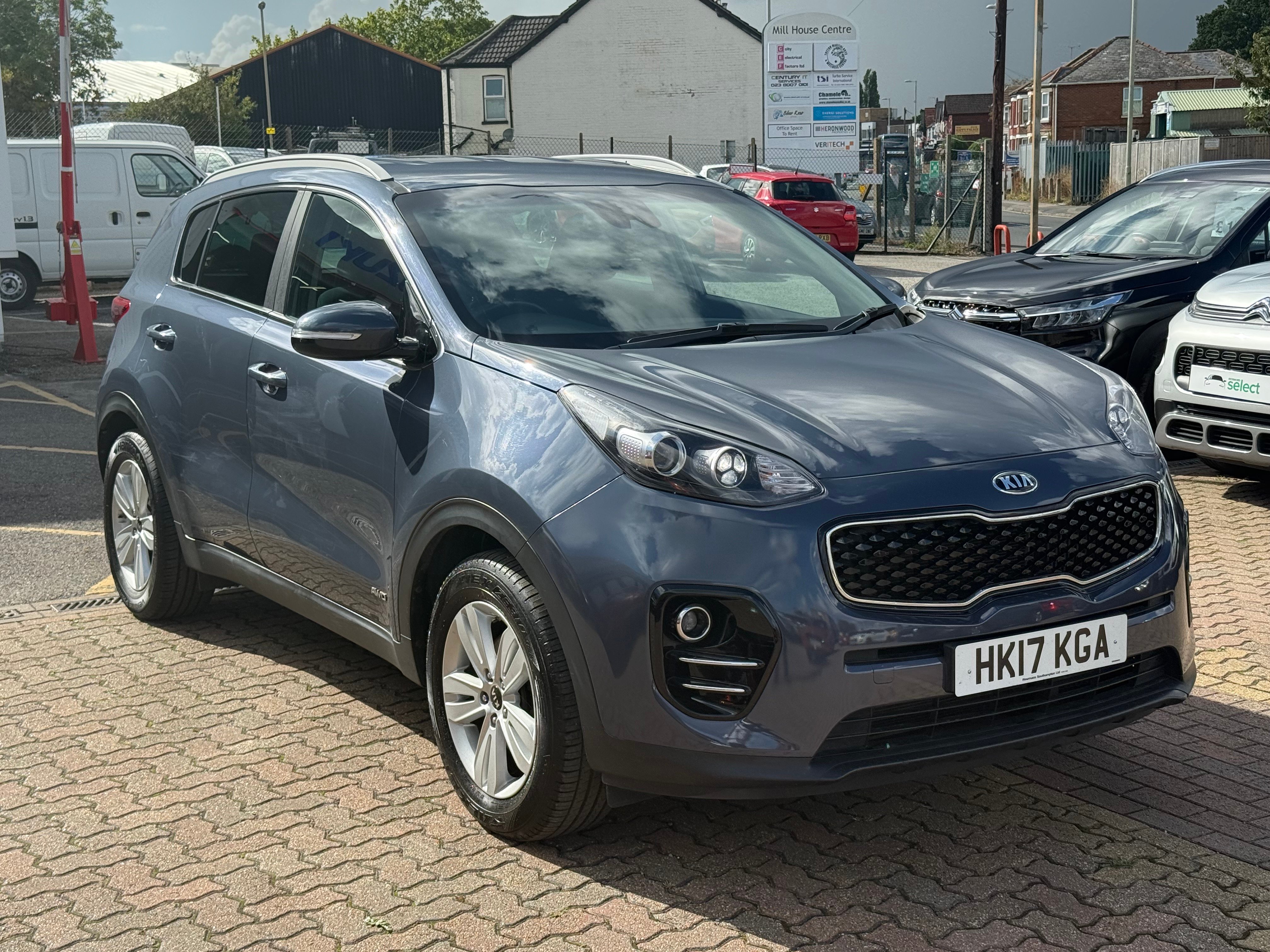 Main listing image - Kia Sportage
