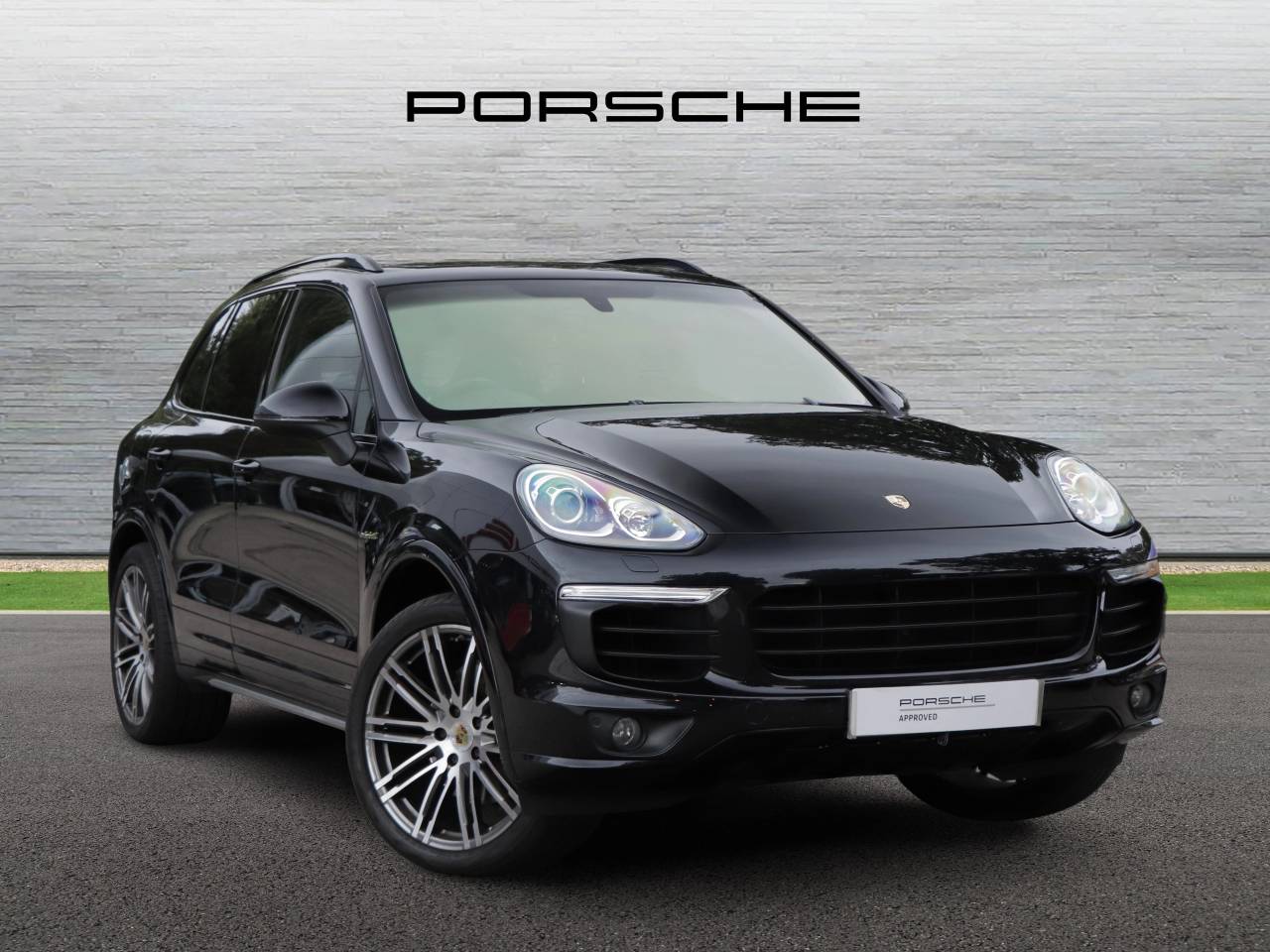 Main listing image - Porsche Cayenne