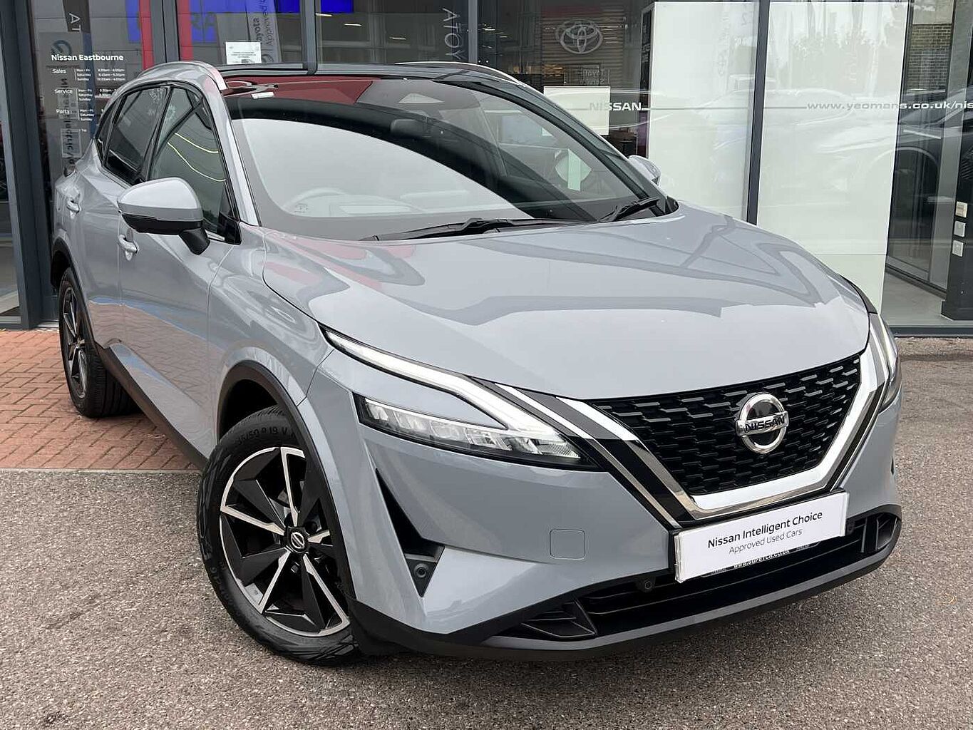 Main listing image - Nissan Qashqai