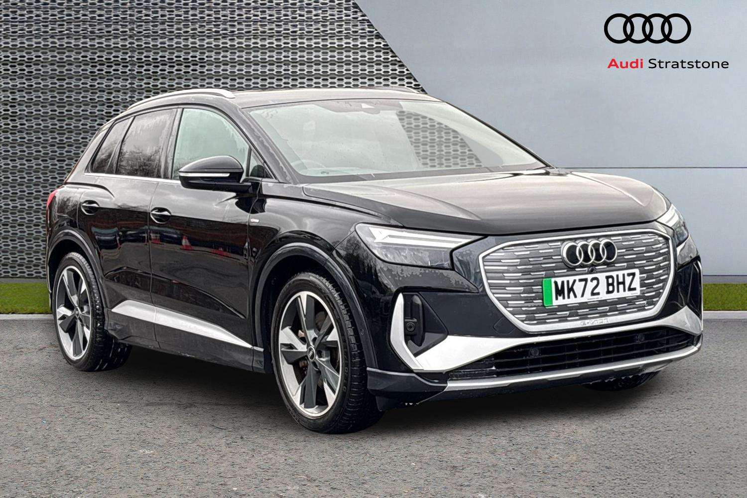 Main listing image - Audi Q4