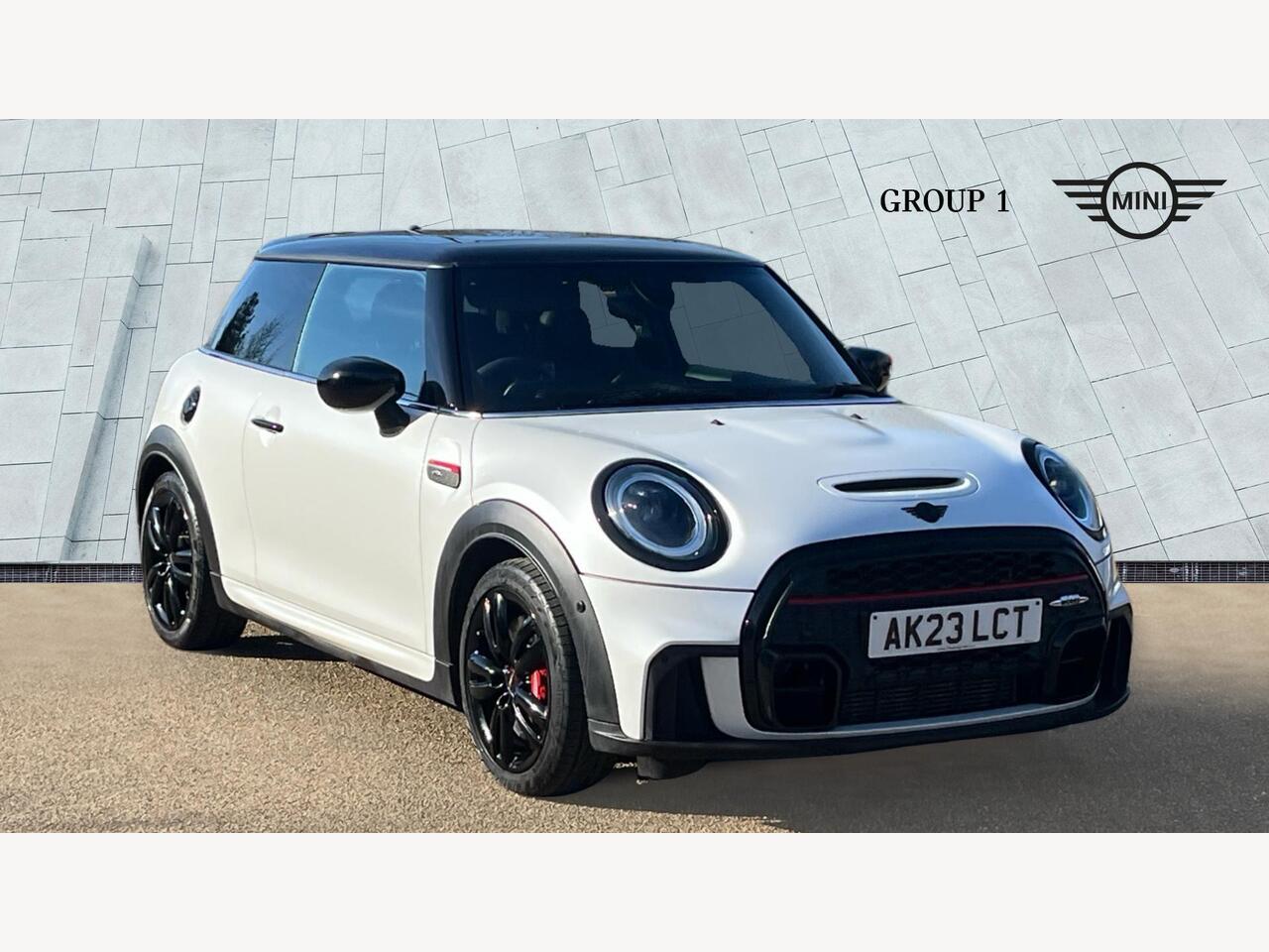 Main listing image - MINI Hatchback
