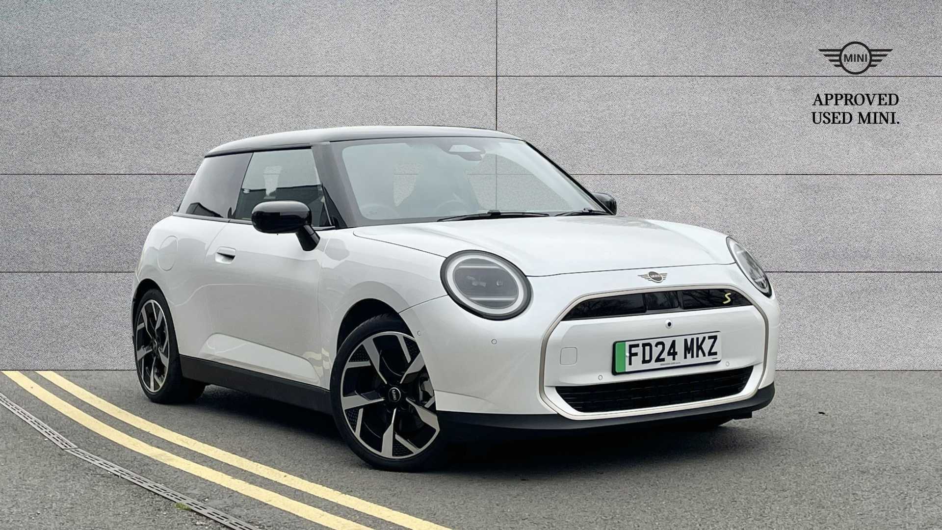 Main listing image - MINI Electric