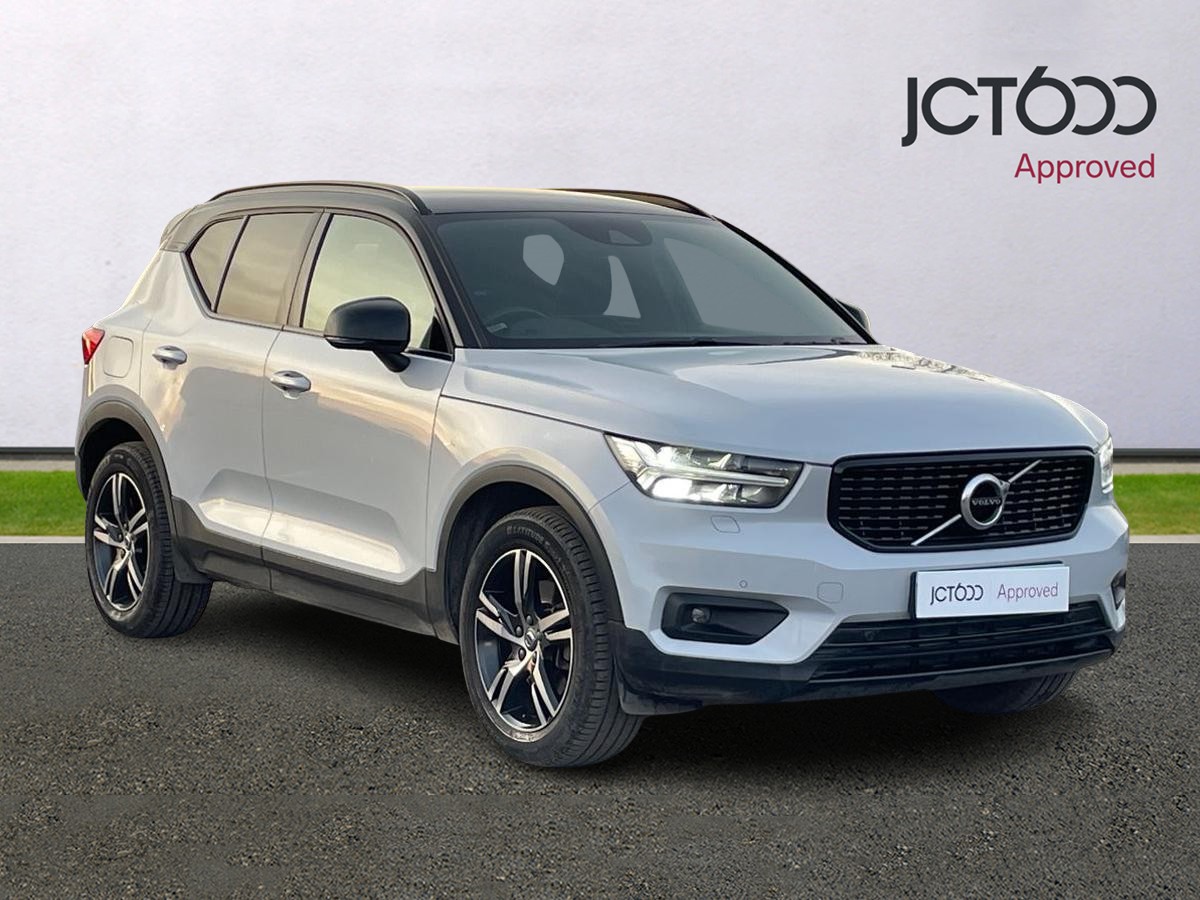 Main listing image - Volvo XC40