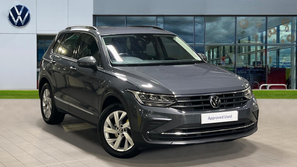 Main listing image - Volkswagen Tiguan