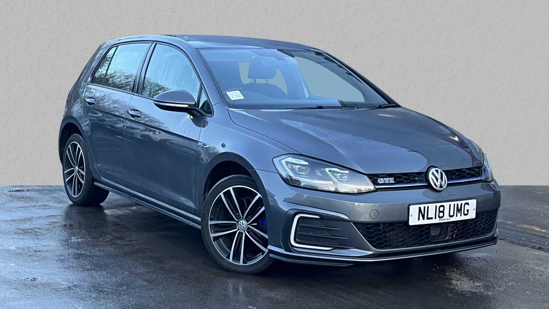 Main listing image - Volkswagen Golf GTE