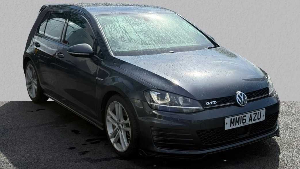Main listing image - Volkswagen Golf
