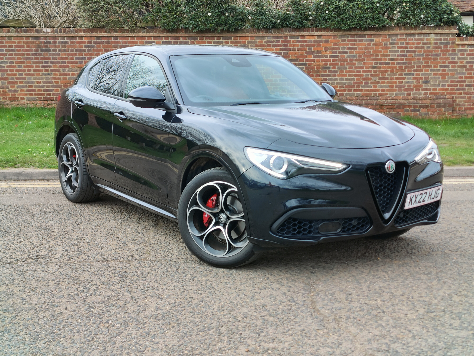 Main listing image - Alfa Romeo Stelvio