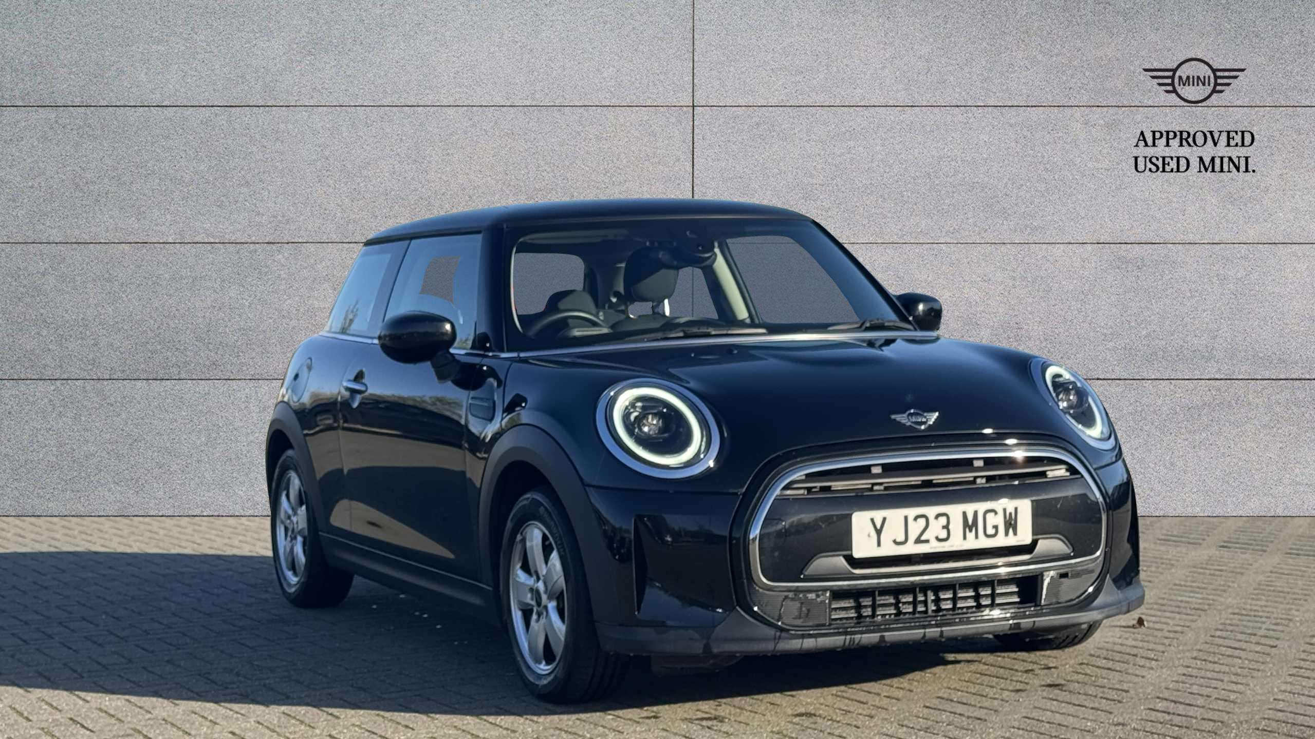 Main listing image - MINI Hatchback