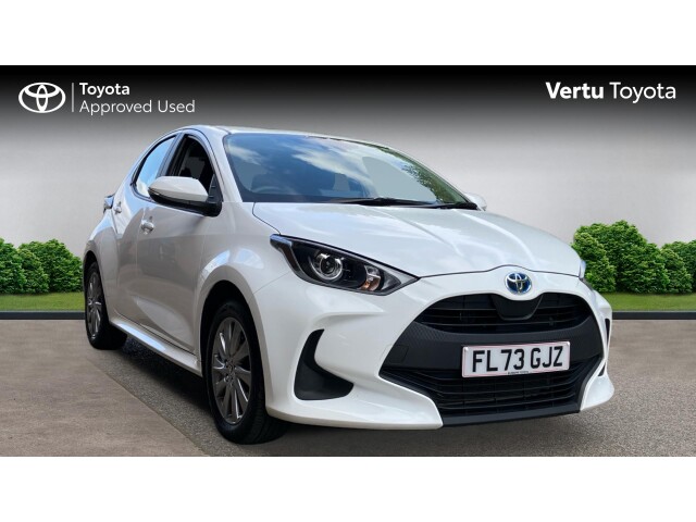 Main listing image - Toyota Yaris