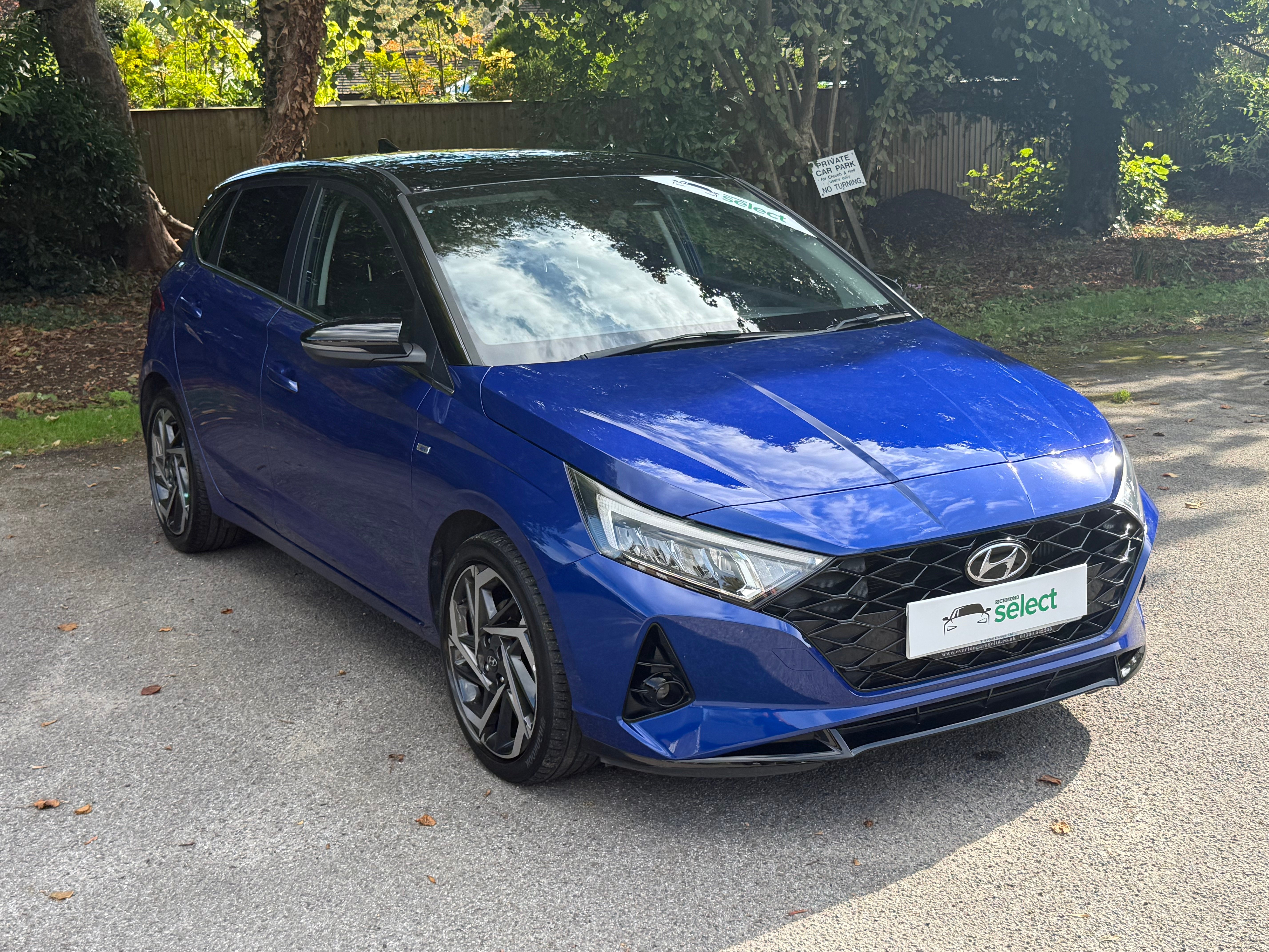 Main listing image - Hyundai i20