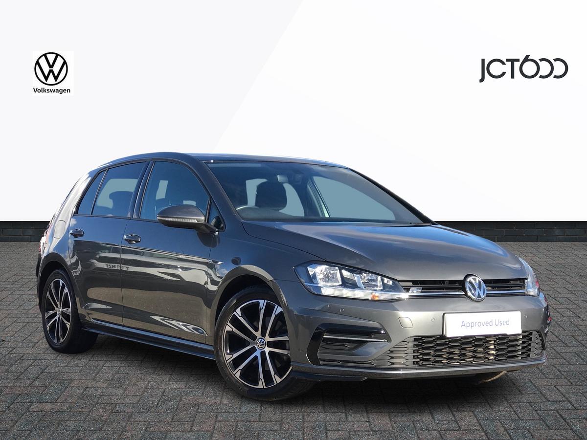 Main listing image - Volkswagen Golf