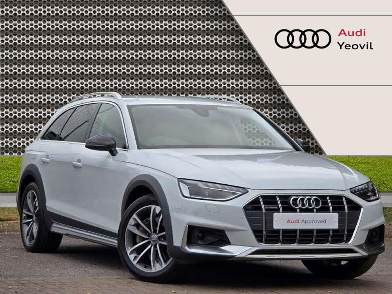 Main listing image - Audi A4 Allroad