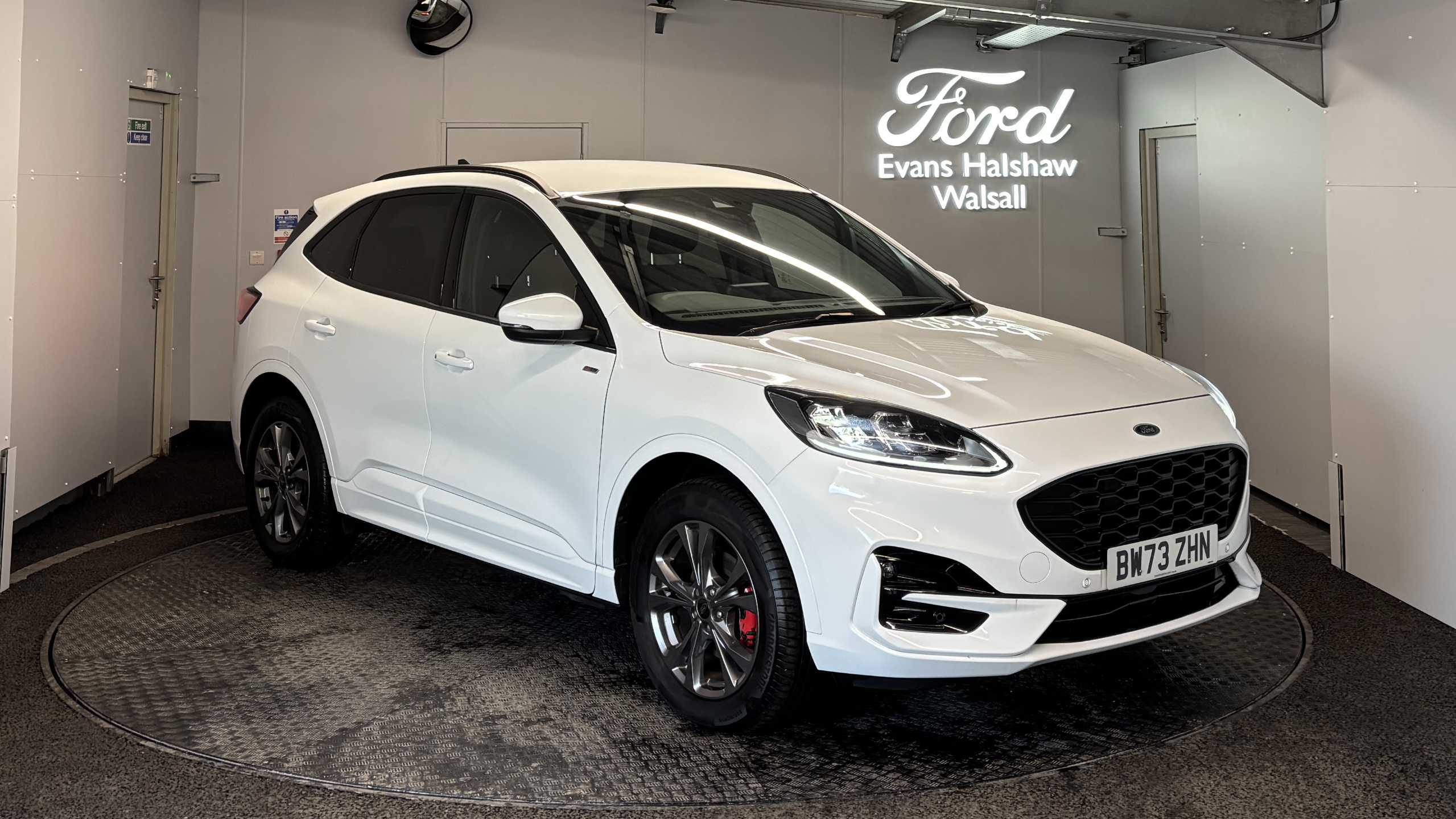 Main listing image - Ford Kuga