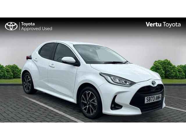 Main listing image - Toyota Yaris