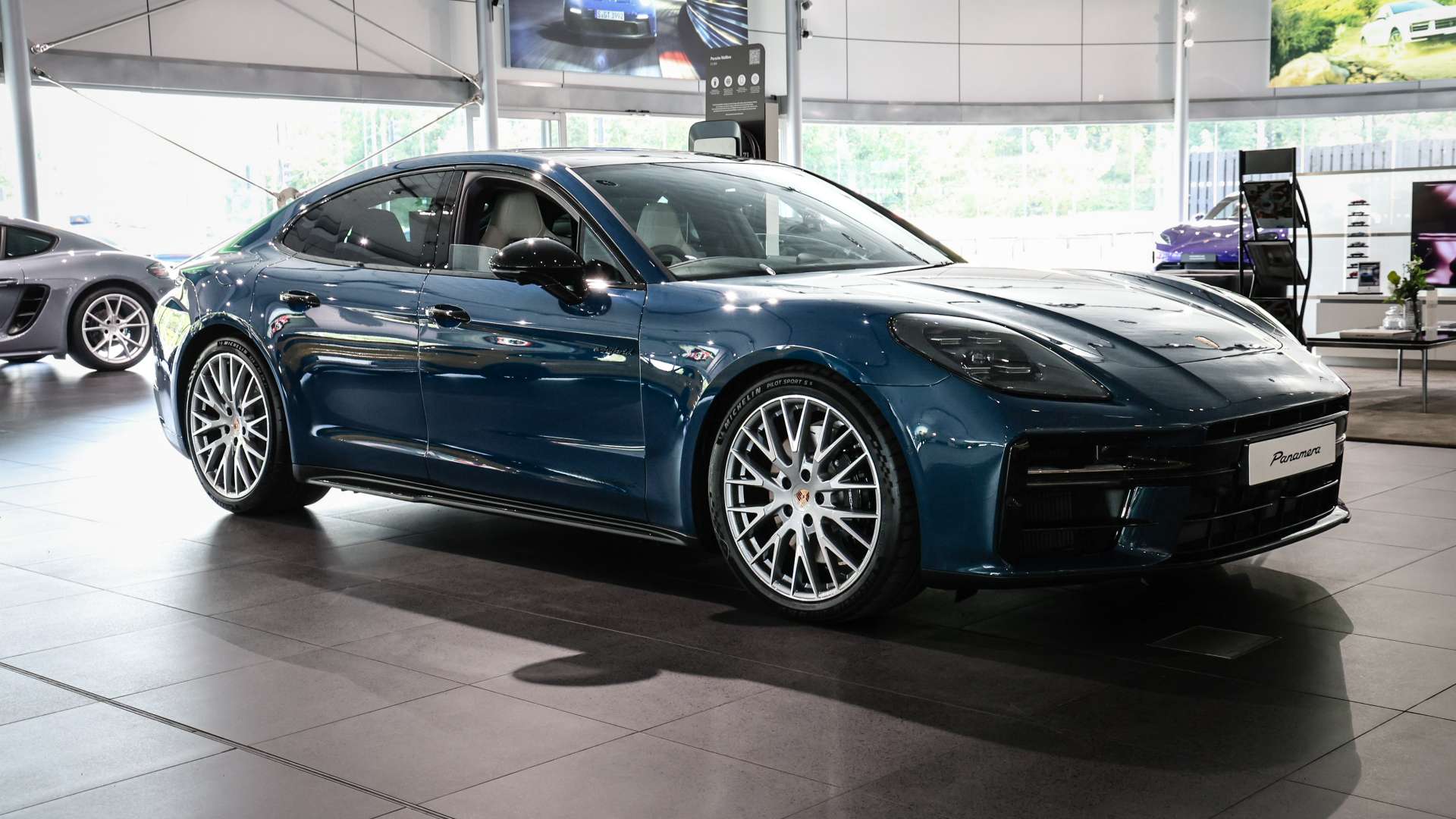Main listing image - Porsche Panamera