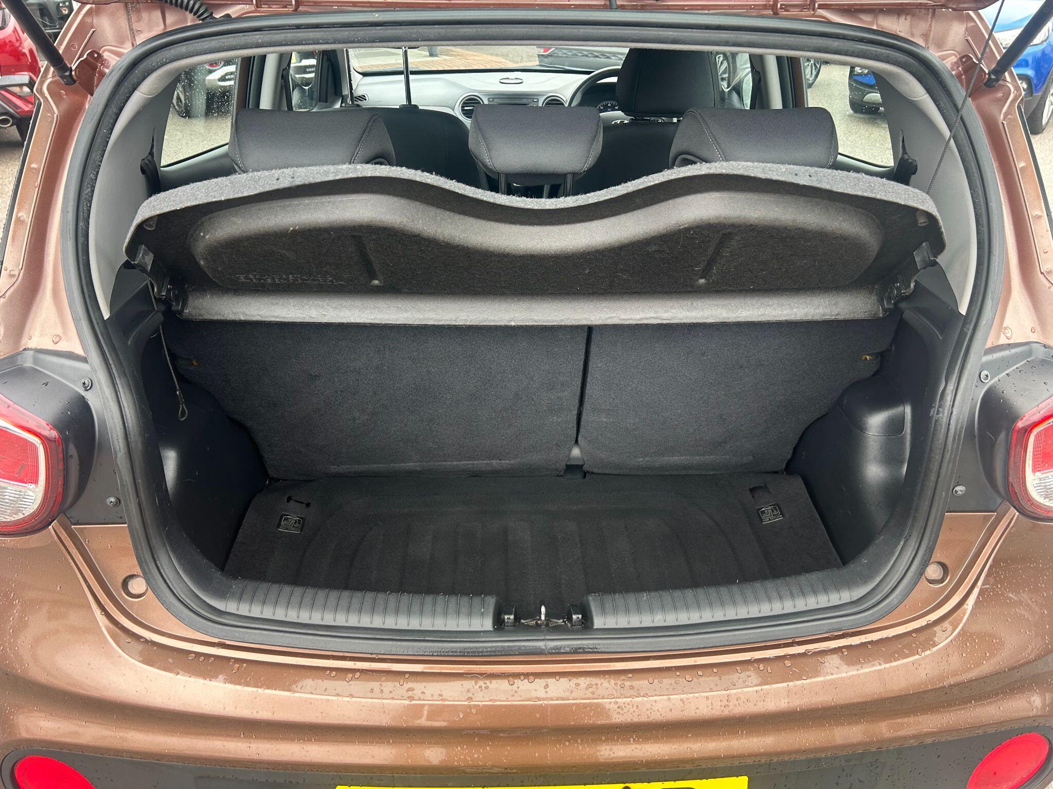 Main listing image - Hyundai i10