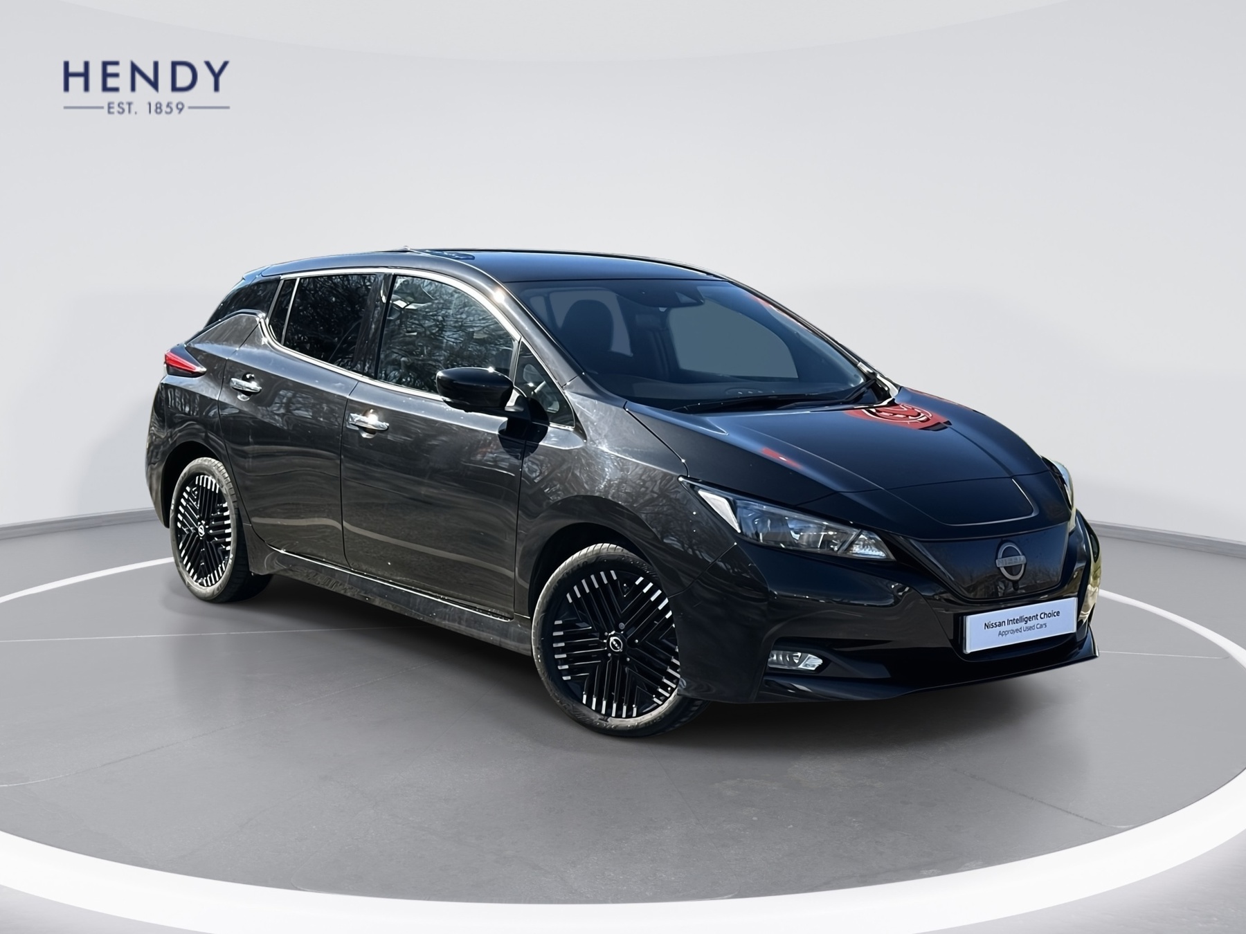 Main listing image - Nissan Leaf