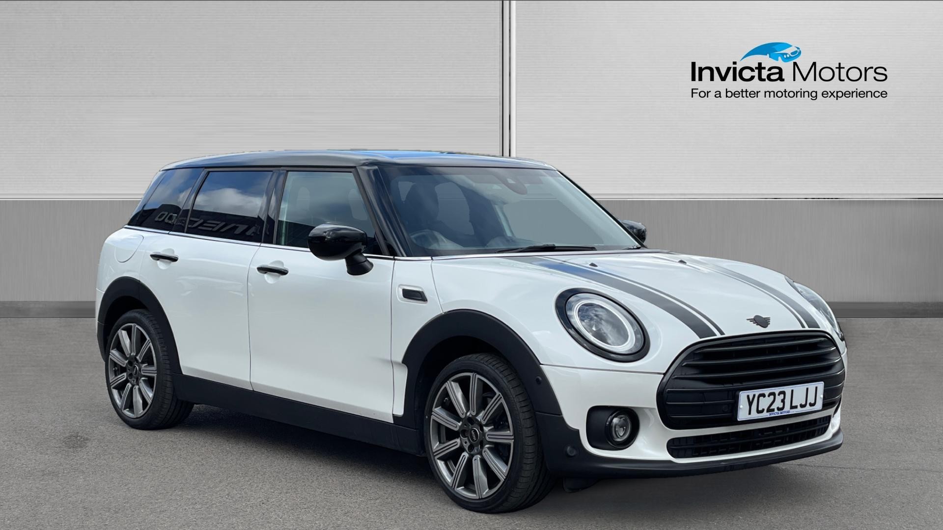 Main listing image - MINI Clubman