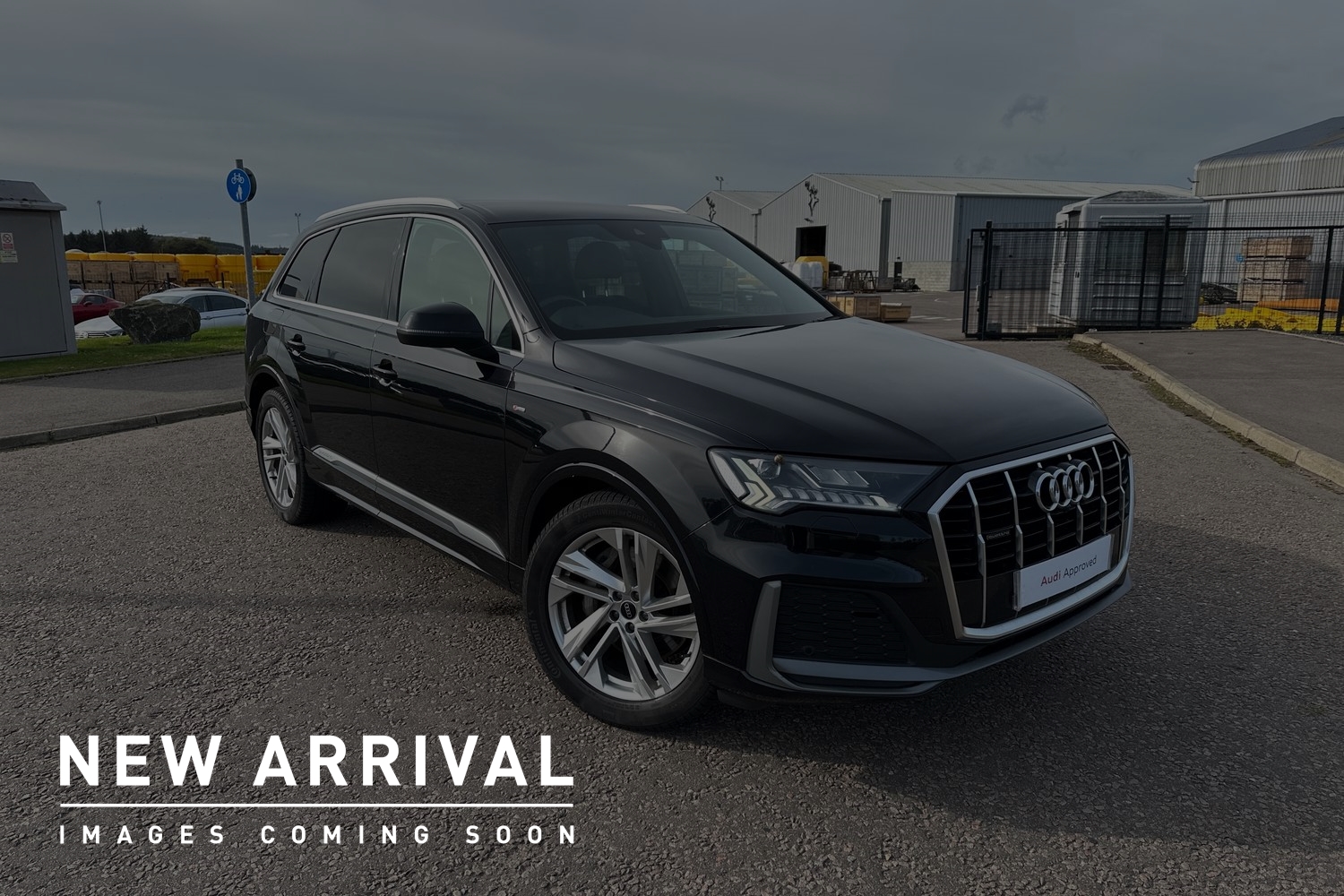 Main listing image - Audi Q7