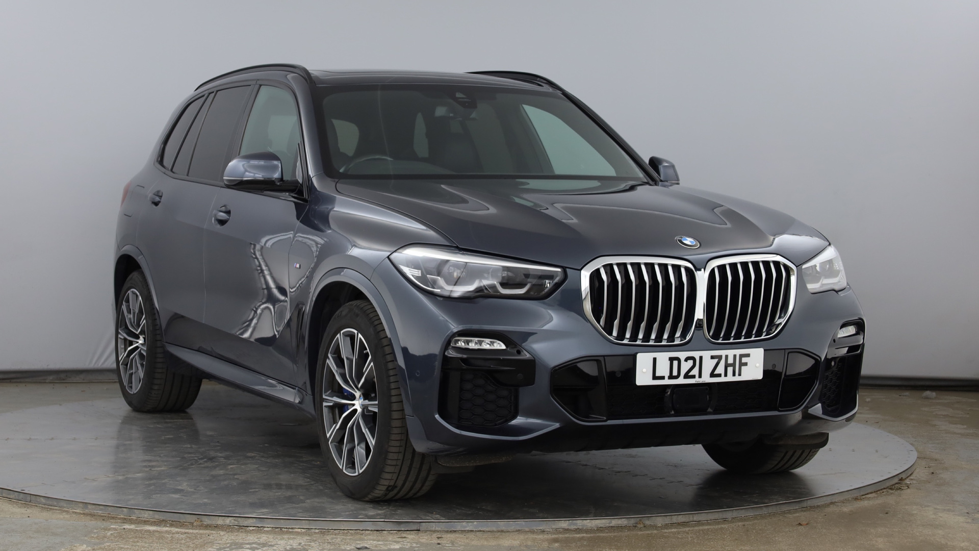 Main listing image - BMW X5