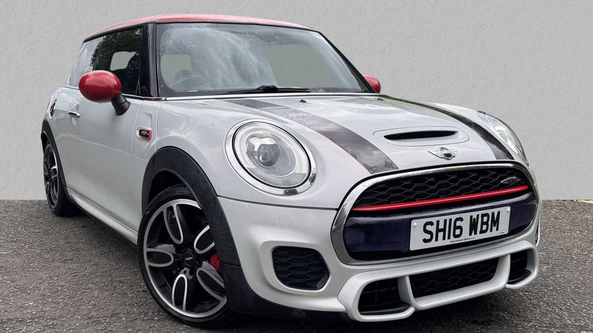 Main listing image - MINI Hatchback