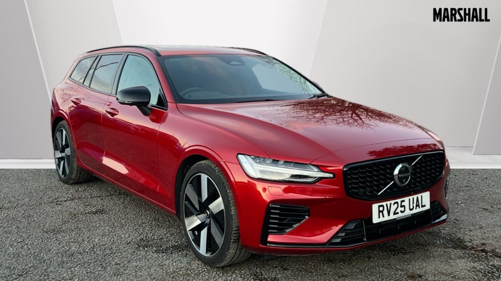 Main listing image - Volvo V60