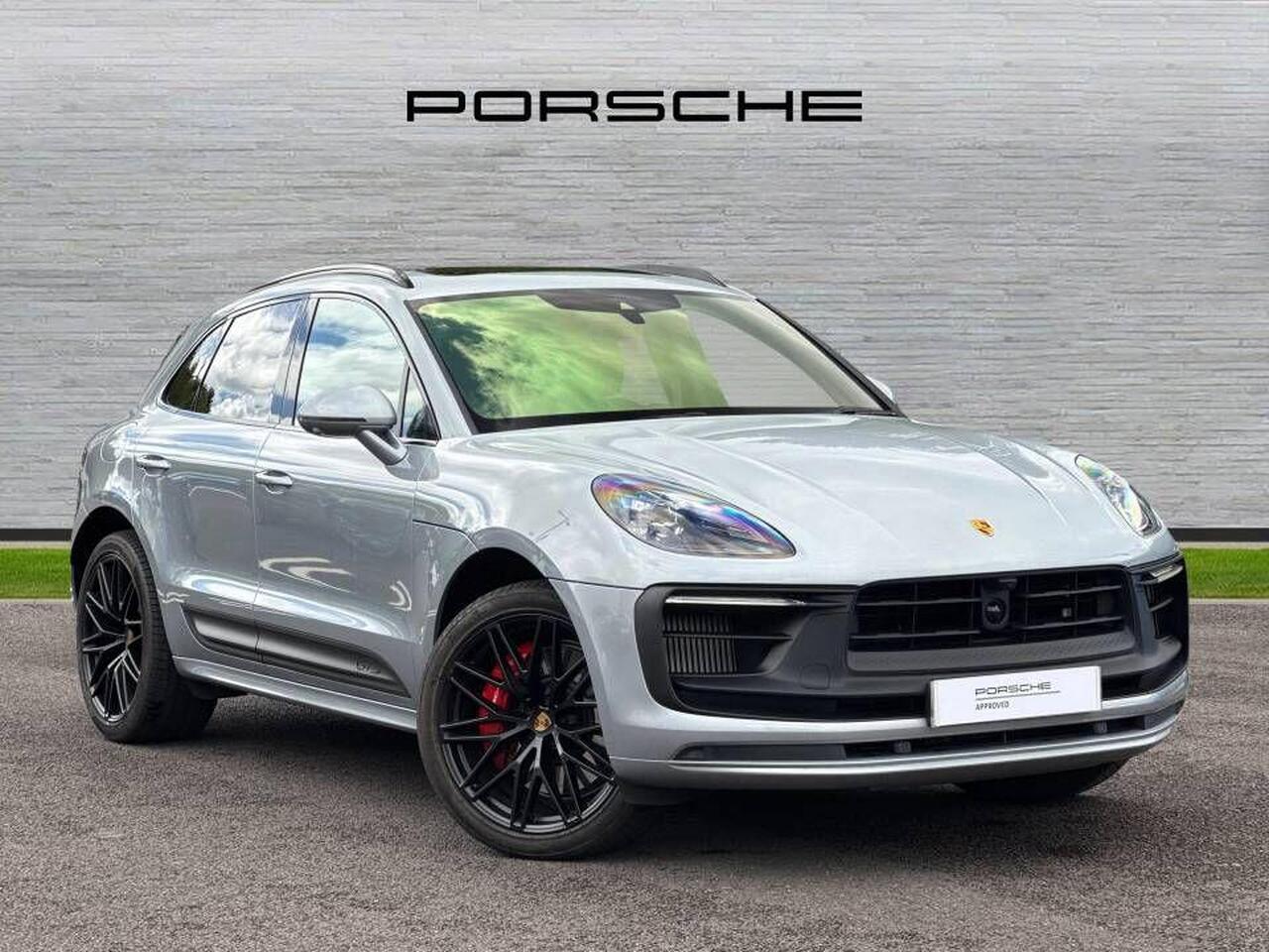 Main listing image - Porsche Macan