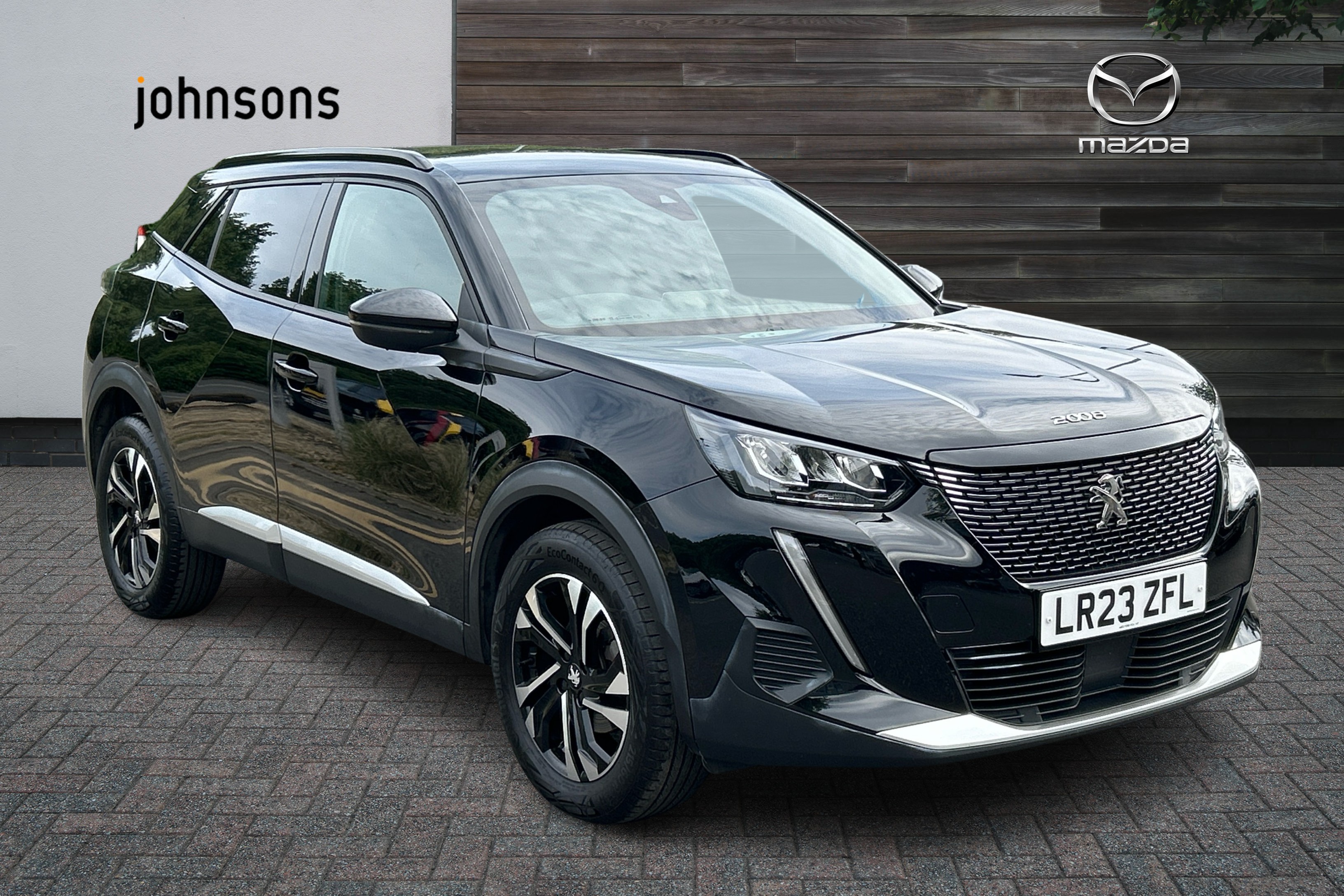 Main listing image - Peugeot 2008