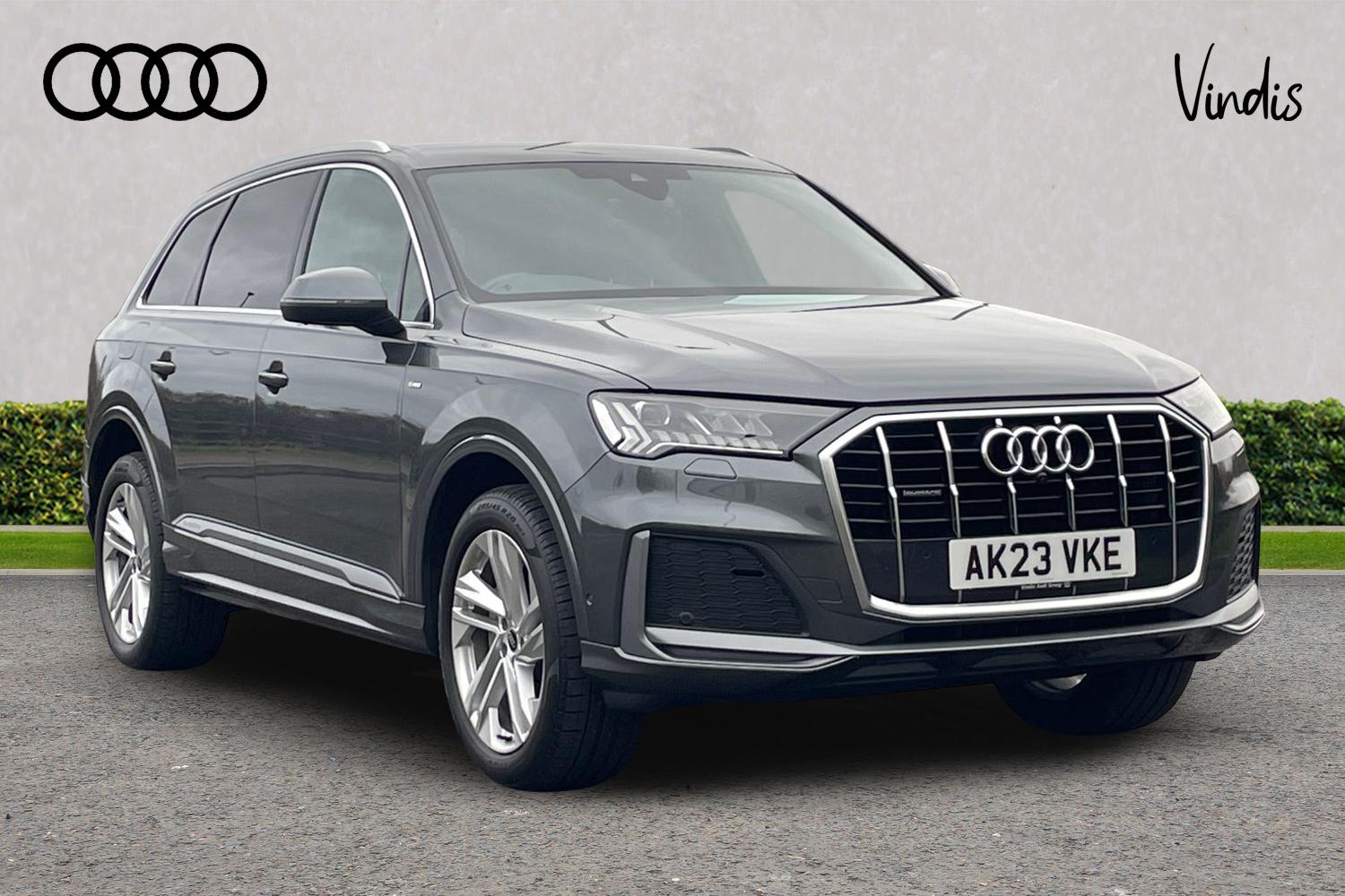 Main listing image - Audi Q7