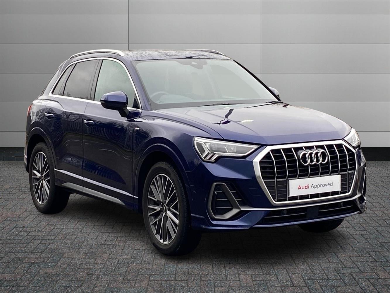 Main listing image - Audi Q3